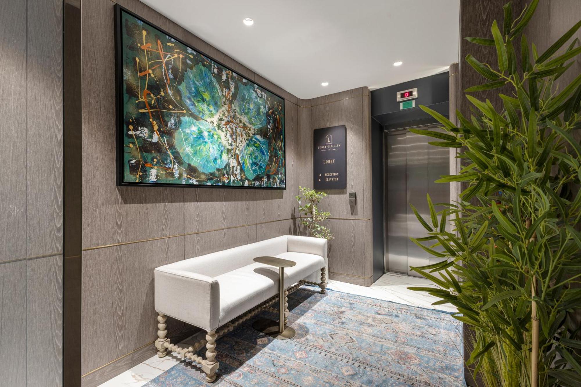 Lunet Old City Hotel — Photos 1